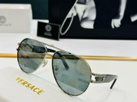 Picture of Versace Sunglasses _SKUfw57313001fw